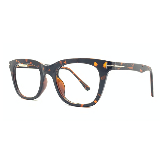 Stylish eyeglasses by Lenstrack – modern, comfortable frames for everyday vision needs.