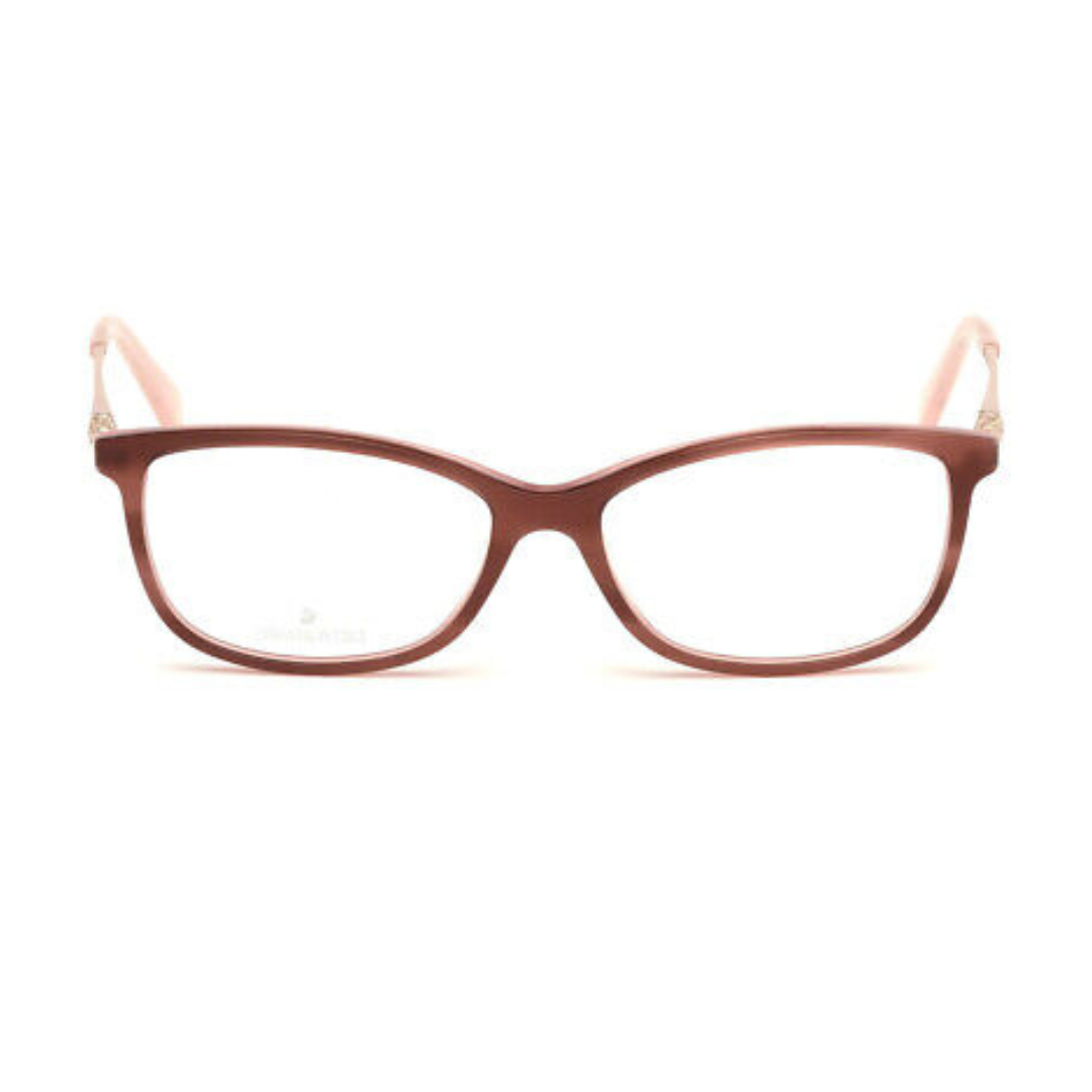 Lenstrack Eyewear collection featuring premium sunglasses, stylish eyeglasses, blue light blocking glasses, and kids’ flexible frames – modern lifestyle and fashion-forward eyewear for all ages