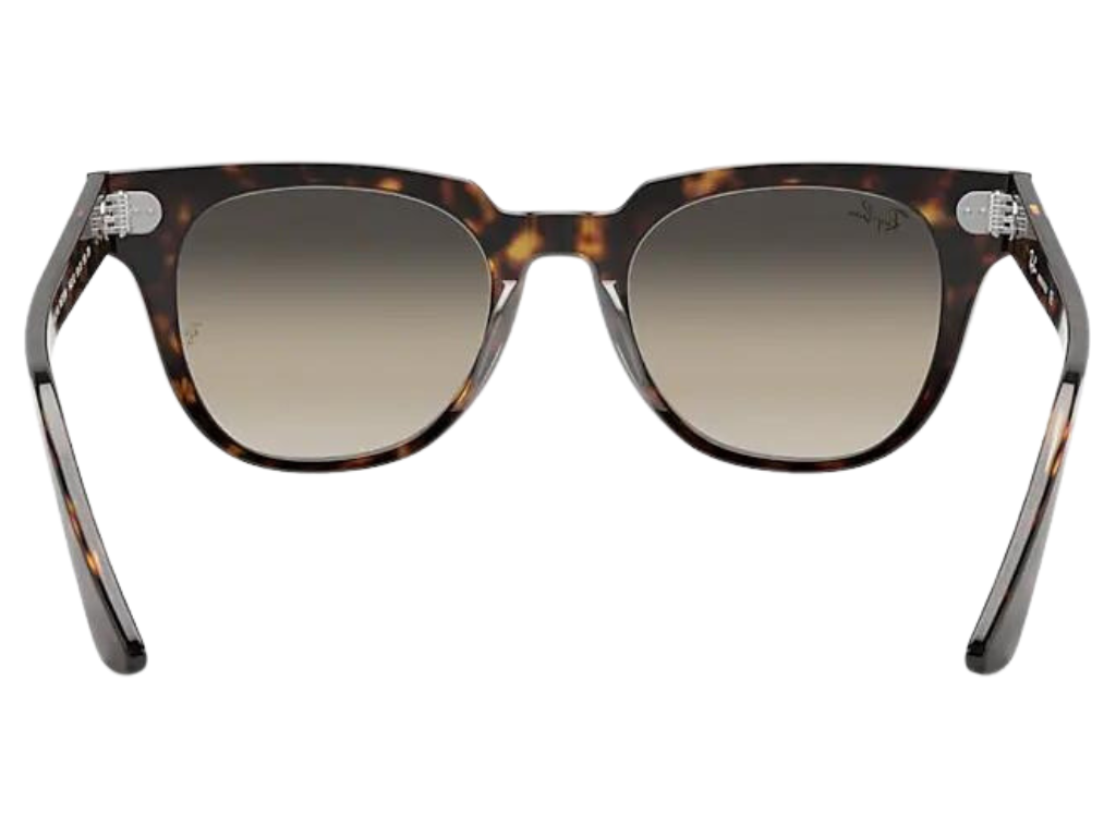 Lenstrack Eyewear collection featuring premium sunglasses, stylish eyeglasses, blue light blocking glasses, and kids’ flexible frames – modern lifestyle and fashion-forward eyewear for all ages