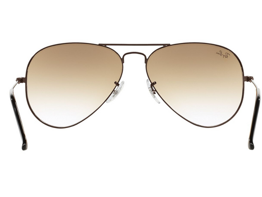 Lenstrack Eyewear collection featuring premium sunglasses, stylish eyeglasses, blue light blocking glasses, and kids’ flexible frames – modern lifestyle and fashion-forward eyewear for all ages