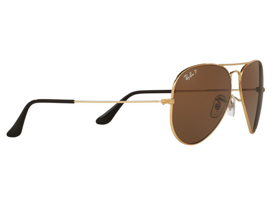 Lenstrack Eyewear collection featuring premium sunglasses, stylish eyeglasses, blue light blocking glasses, and kids’ flexible frames – modern lifestyle and fashion-forward eyewear for all ages