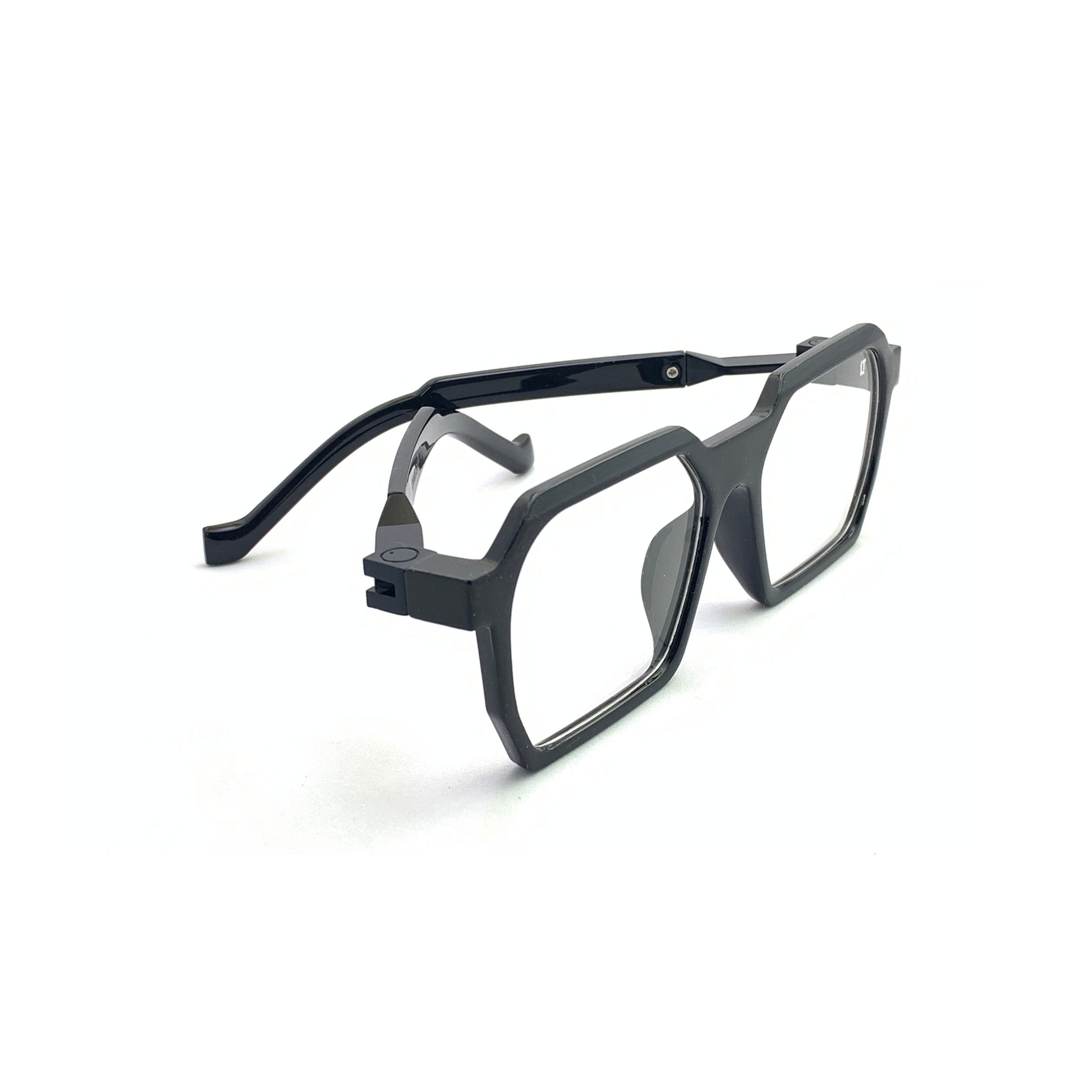 Eyeglasses by Lenstrack – premium lenses and flexible frames designed for all age ranges and face types.