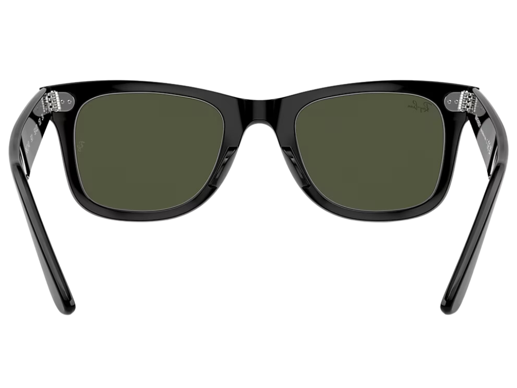Lenstrack Eyewear collection featuring premium sunglasses, stylish eyeglasses, blue light blocking glasses, and kids’ flexible frames – modern lifestyle and fashion-forward eyewear for all ages